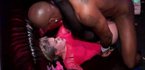  Hot orgy continue in dance nightclub